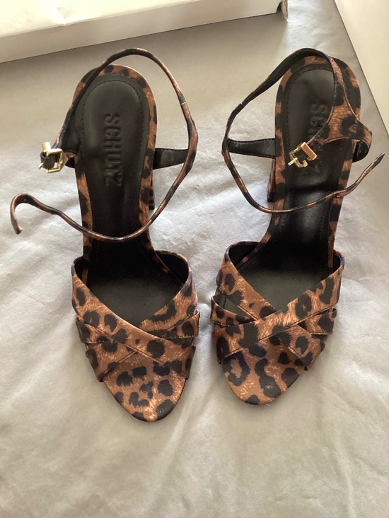SCHUTZ Shoes - Schutz Wild Satin Animal Print Keefa Block Sandal Heel